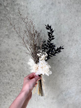 Load image into Gallery viewer, Petite Posies