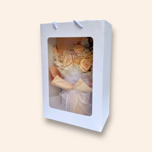 Load image into Gallery viewer, Dried &amp; Preserved Bouquet - Orange
