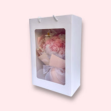 Load image into Gallery viewer, Dried &amp; Preserved Bouquet - Pink
